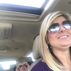 Meet your Posher, Sarah